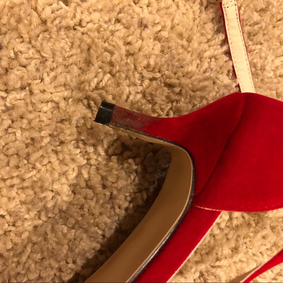 Cute Red 2” heels 💛 - Picture 3 of 5